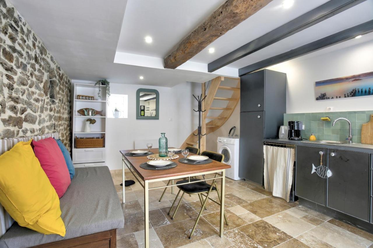 La Quinardais - Charmante Maison Avec Terrasse Saint-Samson-sur-Rance Bagian luar foto