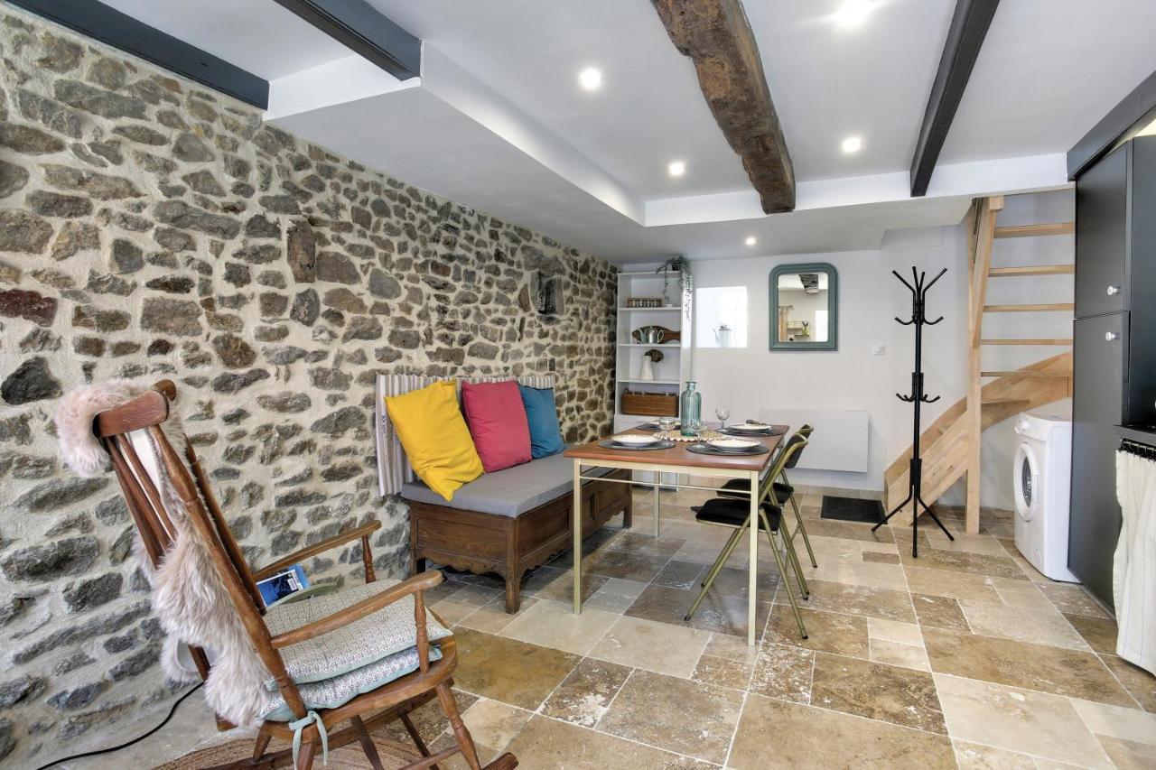 La Quinardais - Charmante Maison Avec Terrasse Saint-Samson-sur-Rance Bagian luar foto
