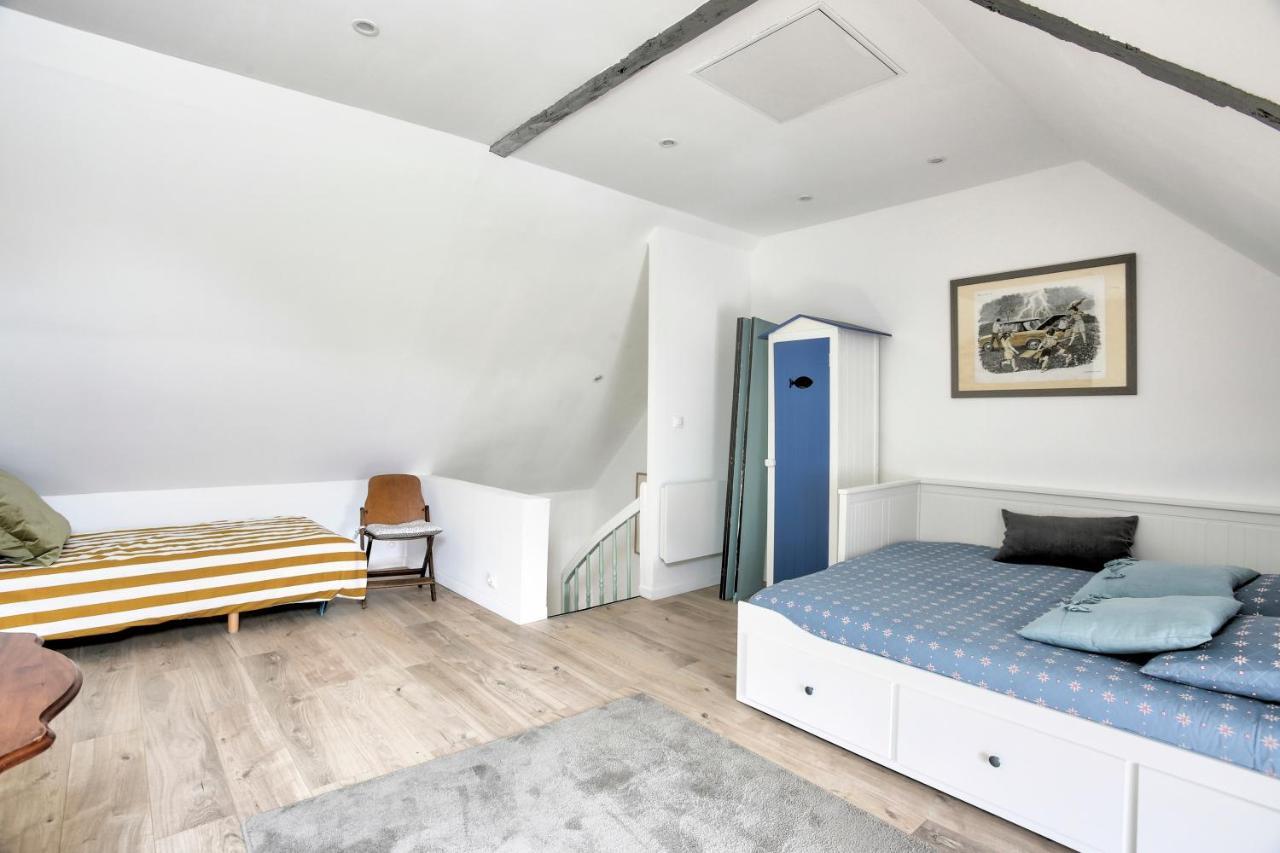 La Quinardais - Charmante Maison Avec Terrasse Saint-Samson-sur-Rance Bagian luar foto